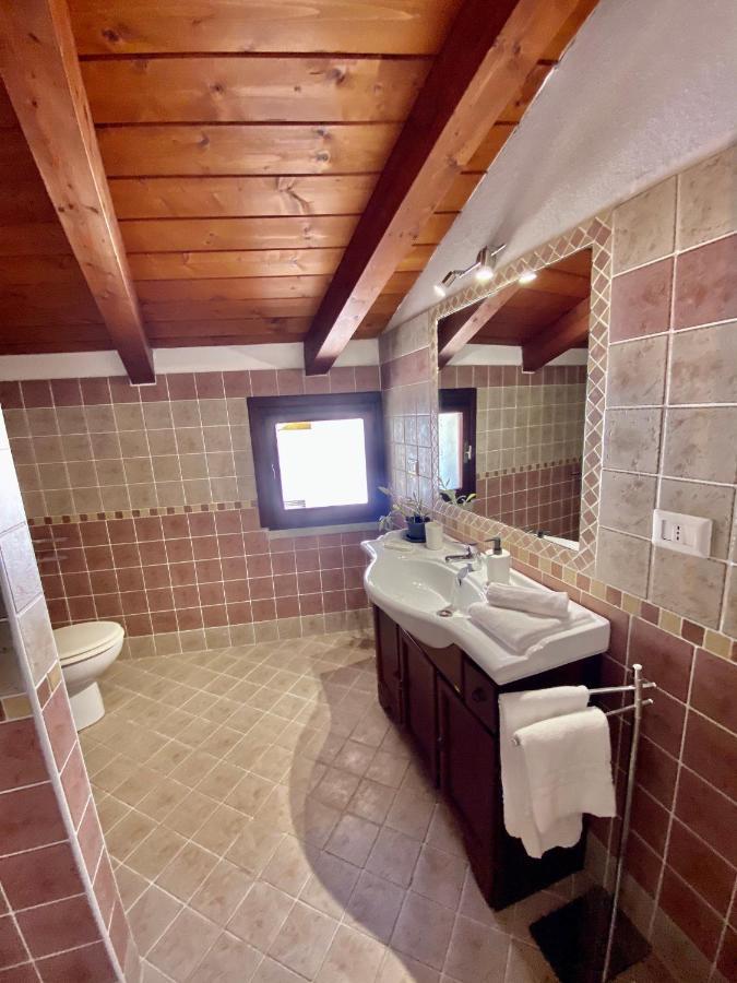 Casadina Apartment Iun Q2891 Oschiri Luaran gambar